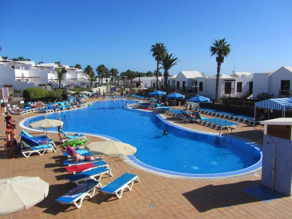 Playa Blanca Sea View Apartment Exterior photo